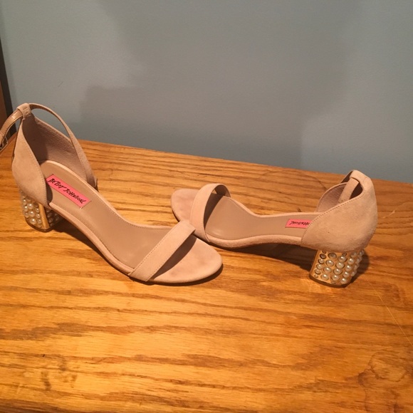 Betsey Johnson Nyla sandals - Picture 5 of 5